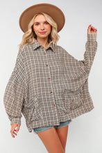 Load image into Gallery viewer, BUTTON DOWN PLAID SMOCKED POCKET SHIRTS: (S-3XL)