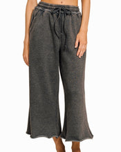 Load image into Gallery viewer, Black Mineral Wash Sweatpants (S-3XL)