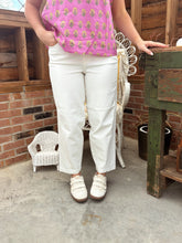 Load image into Gallery viewer, Judy Blue White Barrel Jeans (Reg &amp; Plus)