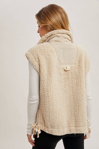 Teddy Sherpa Vest in Vanilla