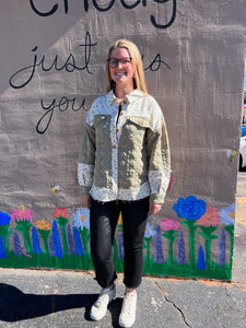 Floral Mixed Print Shacket (S-3XL)