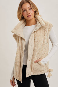 Teddy Sherpa Vest in Vanilla