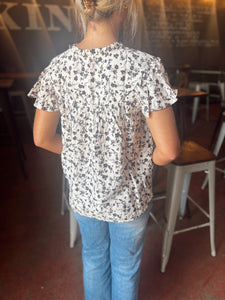 Ditsy Floral Print Blouse in B&W (S-3XL)