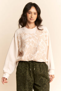 Silky Embroidered Sweatshirt (S-3XL)