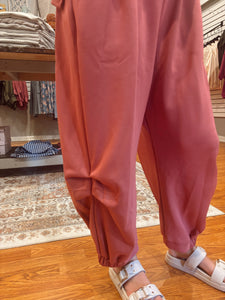 Rosy Athleisure Set (S-3XL)