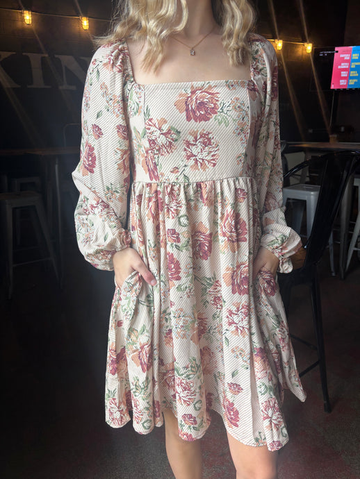 Layla Floral Dress in Taupe (S-3XL)