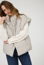 Load image into Gallery viewer, Oversized Puffer Vest in Light Gray