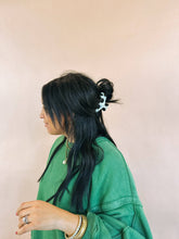 Load image into Gallery viewer, Polka dot hair clip