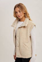 Load image into Gallery viewer, Teddy Sherpa Vest in Vanilla