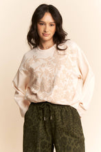 Load image into Gallery viewer, Silky Embroidered Sweatshirt (S-3XL)