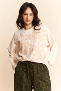 Silky Embroidered Sweatshirt (S-3XL)