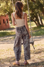 Load image into Gallery viewer, Leopard Printed Pants (S-3XL)