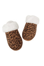 Load image into Gallery viewer, Leopard Print Faux Fur Cozy Slippers