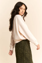 Load image into Gallery viewer, Silky Embroidered Sweatshirt (S-3XL)