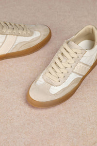 White Mocha Sneakers (6-10)