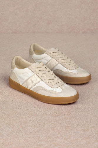 White Mocha Sneakers (6-10)